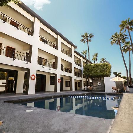 Baja Inn Hoteles Rio Tijuana Esterno foto