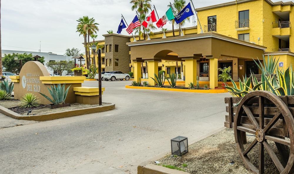 Baja Inn Hoteles Rio Tijuana Esterno foto