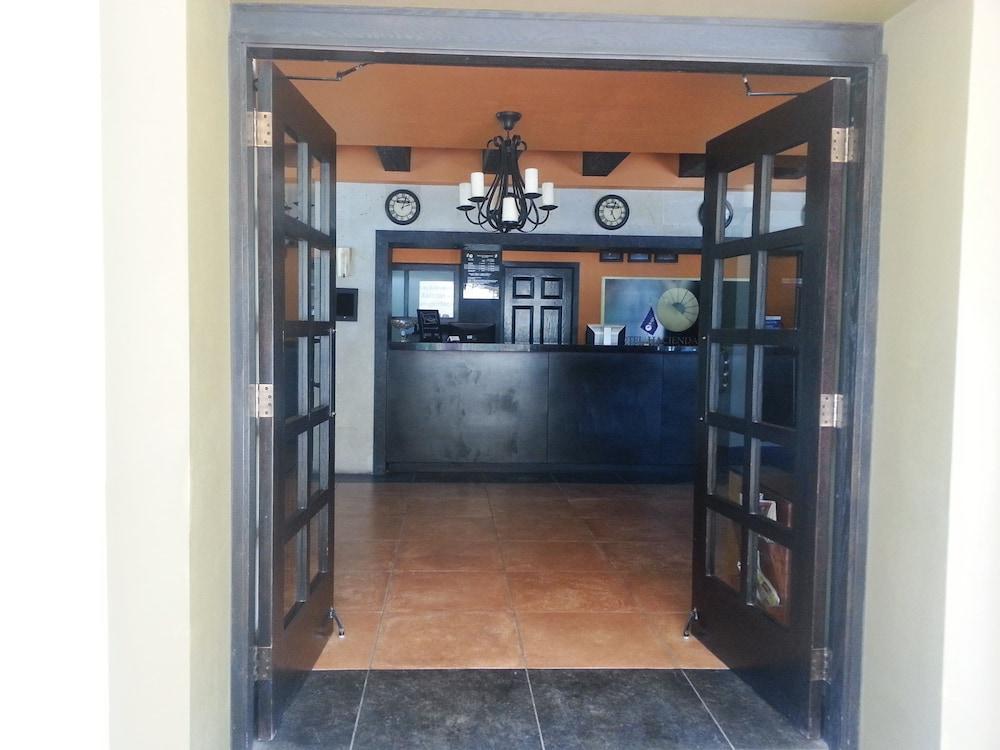 Baja Inn Hoteles Rio Tijuana Esterno foto