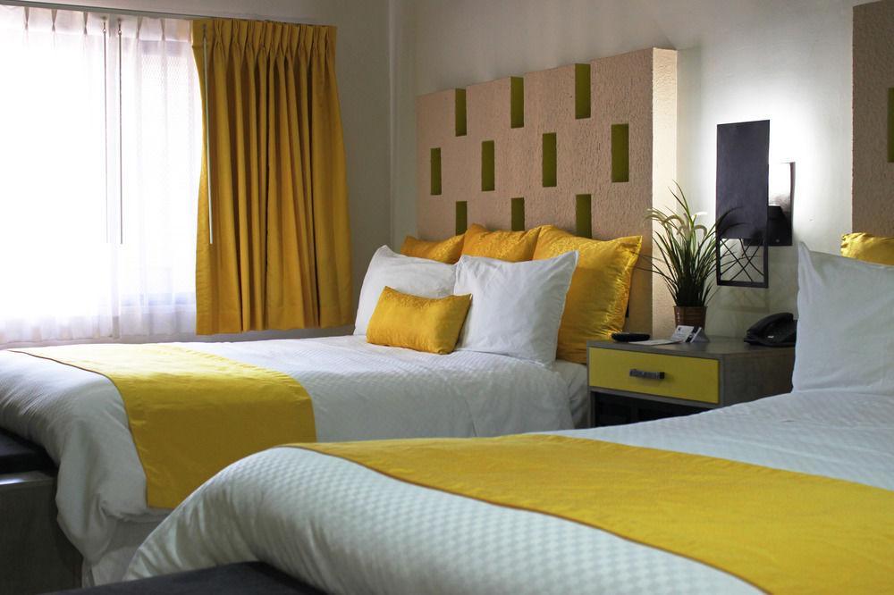 Baja Inn Hoteles Rio Tijuana Esterno foto